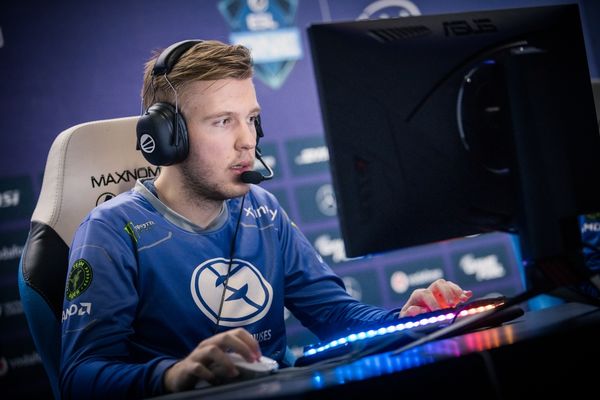 EG Cr1t-: “You gotta treat your opponents with respect but you gotta believe you can win every game”