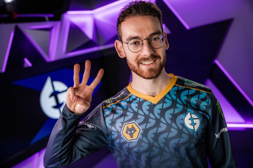 EG Vulcan cheering for the camera