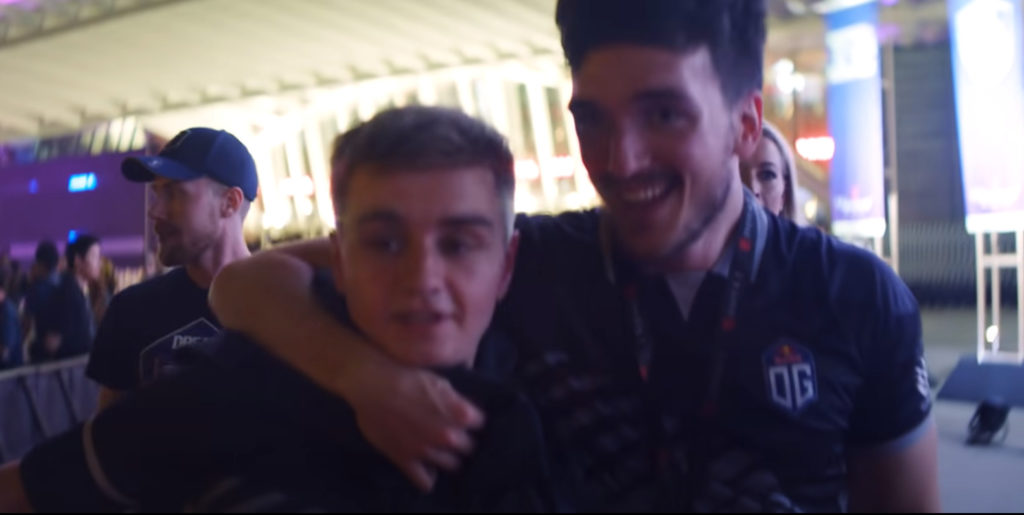 N0tail and Sockshka after winning TI9