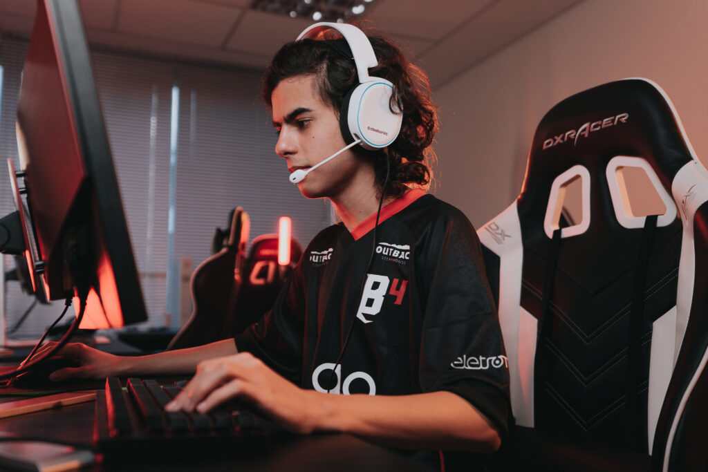 “Para mim ainda é algo surreal”, diz Jelly, atual jogadora da B4 Esports