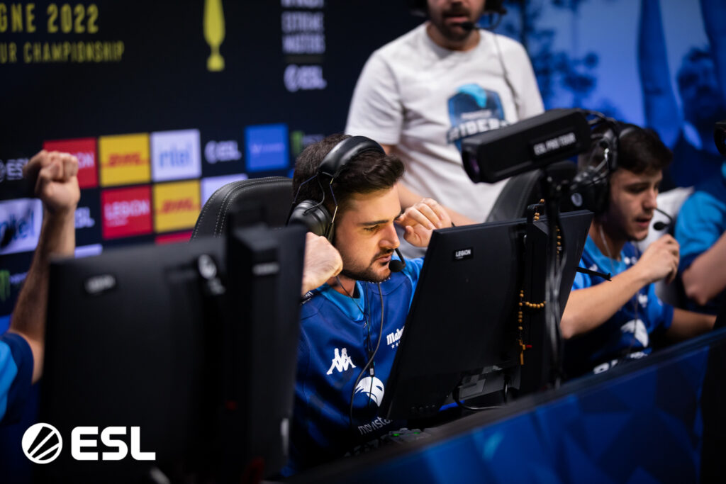Movistar Riders outrun G2 esports in IEM Cologne Group A