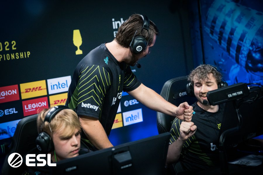 NiP stump Heroic in IEM Cologne Group A opener
