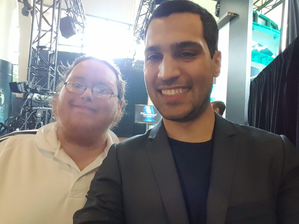 Torte De Lini with fans at TI