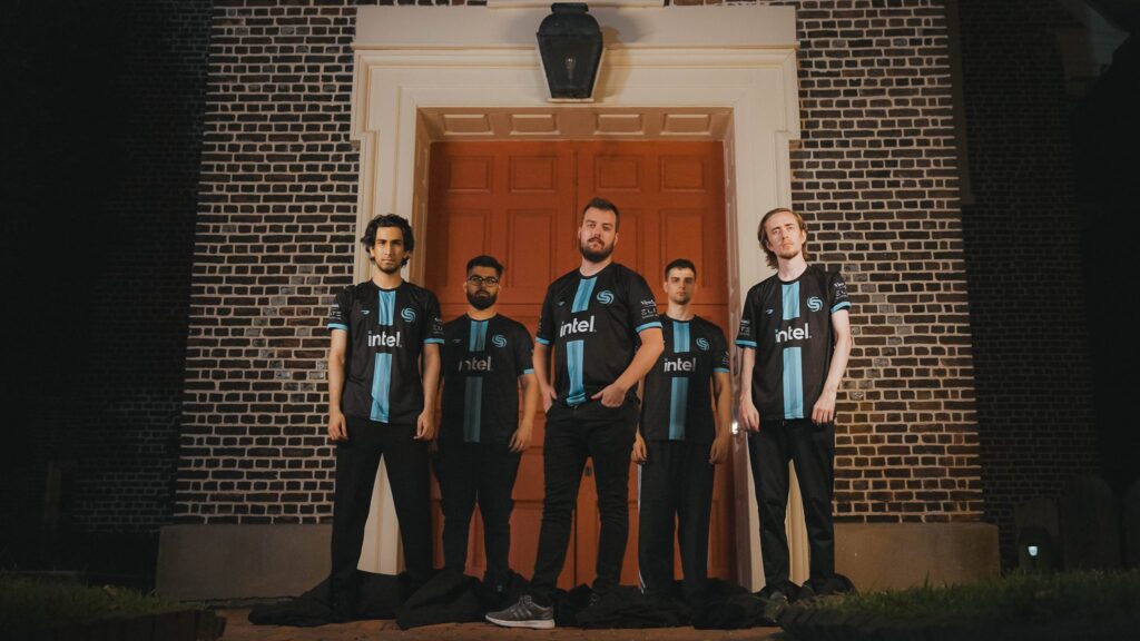 Quincy Crew ends their long search for an organization as they get signed by Soniqs