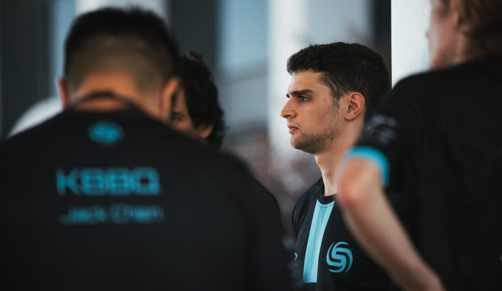 Soniqs hand PSG.LGD their first game loss of the Arlington Major in split 1-1 series