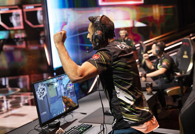 OpTic FNS on the tech pauses: “We don’t need to cheat to win.”