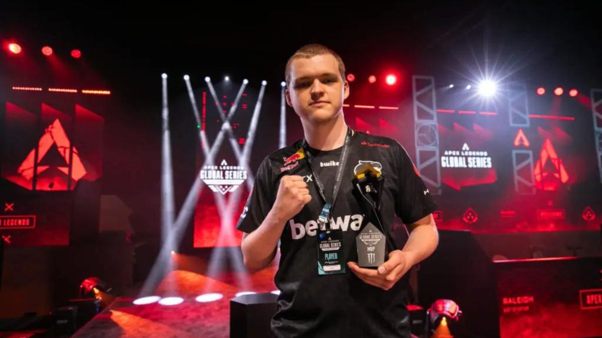 HisWattson tweets about Apex Legends security team faces backlash