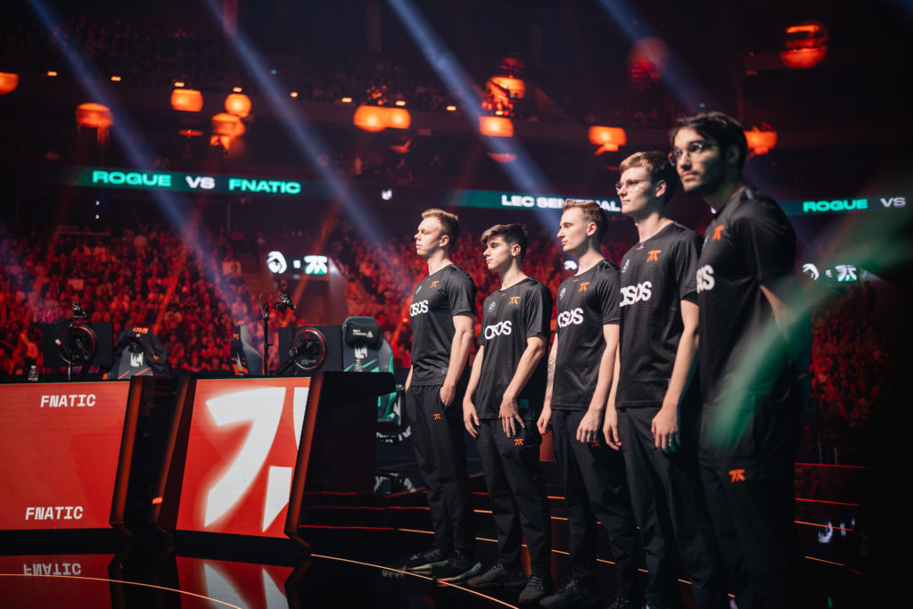 League of Legends Worlds 2022 Live results, format score and more.