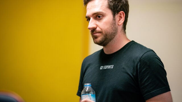 Carlos steps down as CEO of G2 Esports. "I take full responsibility over everything that went on [...] and I feel f**king destroyed about it."