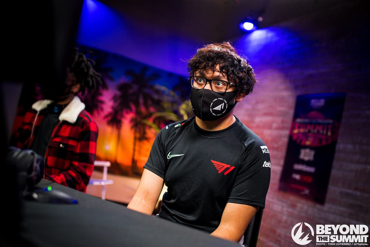 T1 drops GOAT MkLeo, Smash community stunned and concerned