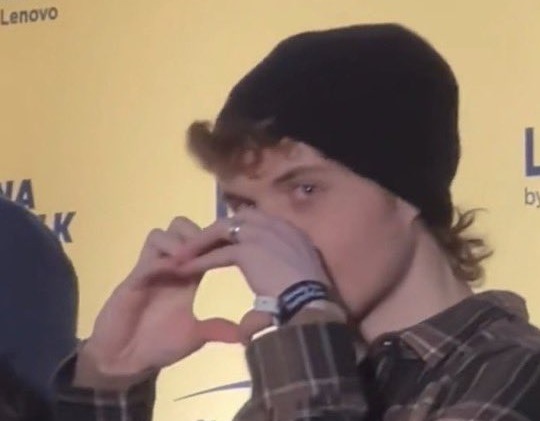 Dream fans are upset at TwitchCon for handling of Dream SMP panel