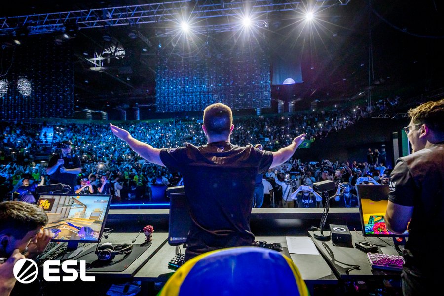 NAVI vs FURIA at IEM Rio Major: Tournament favorites vs crowd favorite