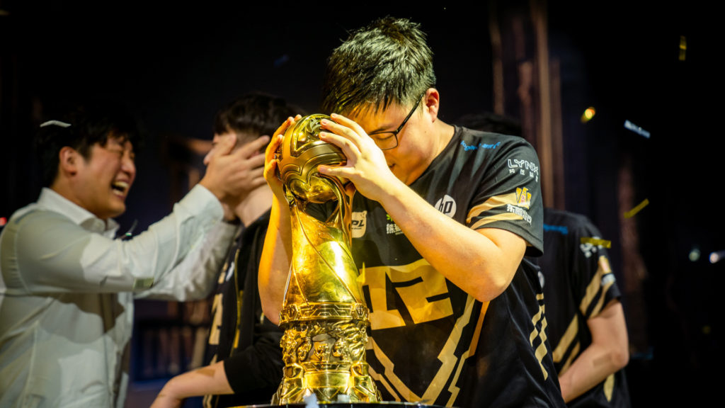 Jian “Uzi” Zi-Hao is a League of Legends esports player