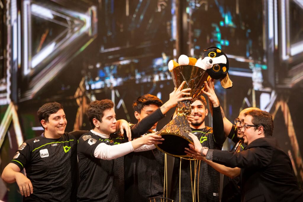 LOUD celebrates with a trophy lift onstage after victory against OpTic Gaming at the VALORANT Champions 2022 Istanbul Grand Finals on September 18, 2022 in Istanbul, Turkey.