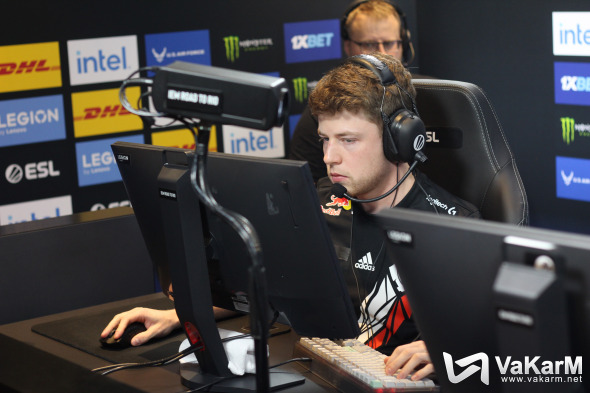 JKS playing for G2 esports