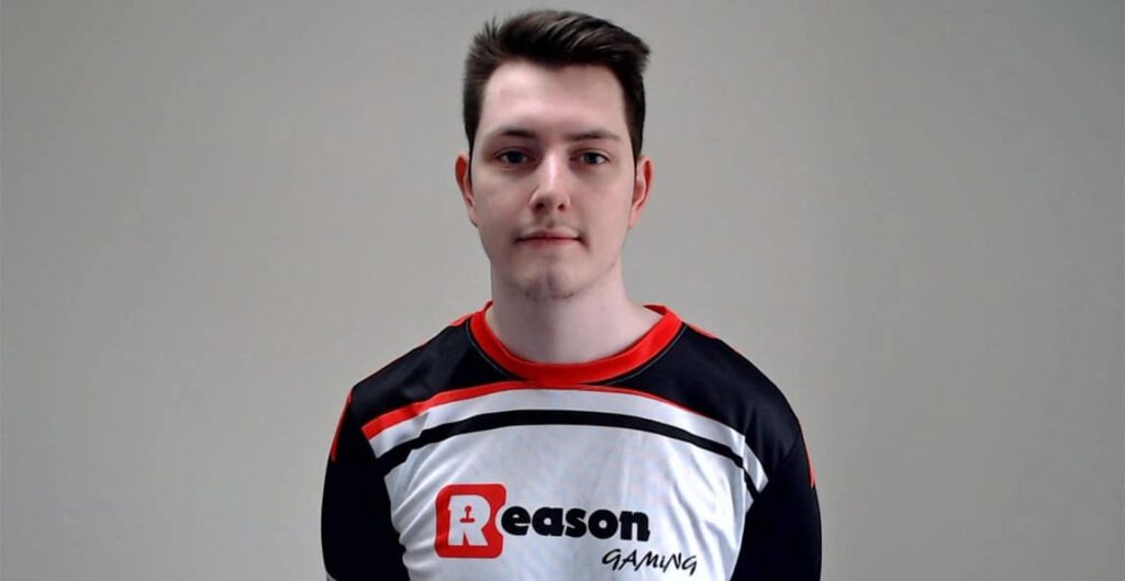 Melee pro injured after jumping out of illegal taxi at Genesis 9