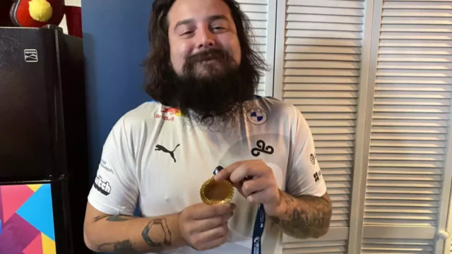 "It's hard being Mango": Melee God explains what went down at Genesis 9