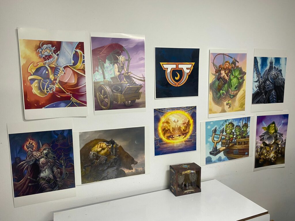 Hearthstone posters My back wall - Image via esports.gg