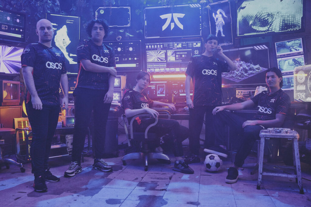 Fnatic poses during the VALORANT Champions Tour 2023: LOCK//IN features day on February 18, 2023 in Sao Paulo, Brazil. (Photo by Lance Skundrich/Riot Games). Who will win in the Fnatic NAVI rematch.
