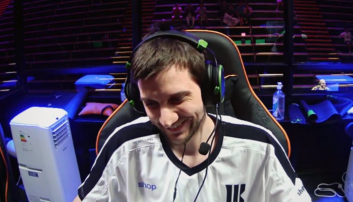 Arteezy shines on the first day of Lima Major Playoffs with his signature Shadow Fiend