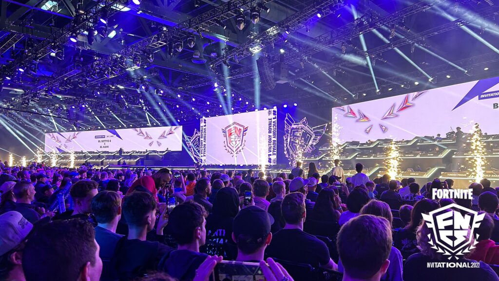 Fortnite fans watching pros compete at FNCS 2023.