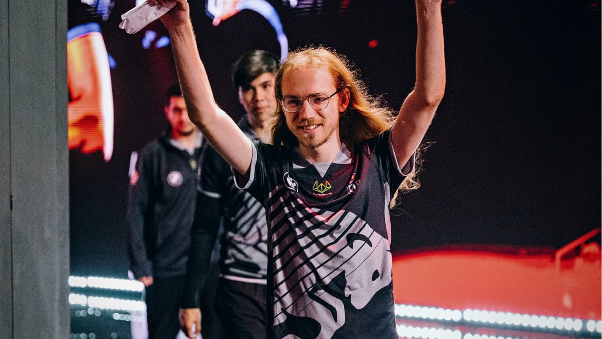 OG Dota 2 roster shuffle: Misha and Chu swap roles for Tour 2 DPC