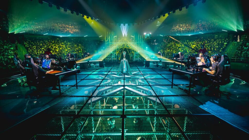 Top 5 community-voted plays of VCT LOCK//IN