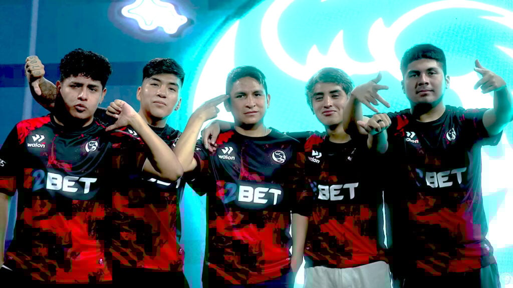 The full Dota 2 squad of Beastcoast