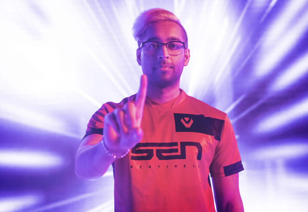 ShaZaM’s VALORANT crosshair settings and video settings