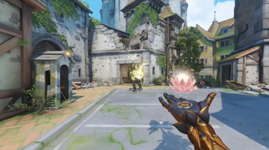 Lifeweaver using Healing Blossom