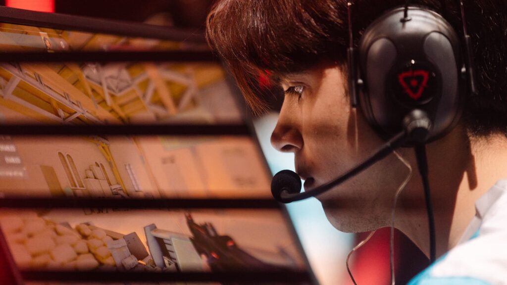 “I have a lot of people around me to support me,” C9 jakee details his early success in VALORANT