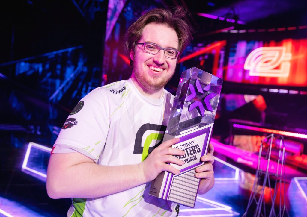 Jaccob "yay" Whiteaker of OpTic Gaming appears onstage with the VALORANT Masters Finals trophy in hand on April 24, 2022 in Reykjavik, Iceland.