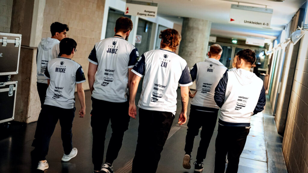 9 Pandas vs Team Liquid results | Berlin Major Playoffs