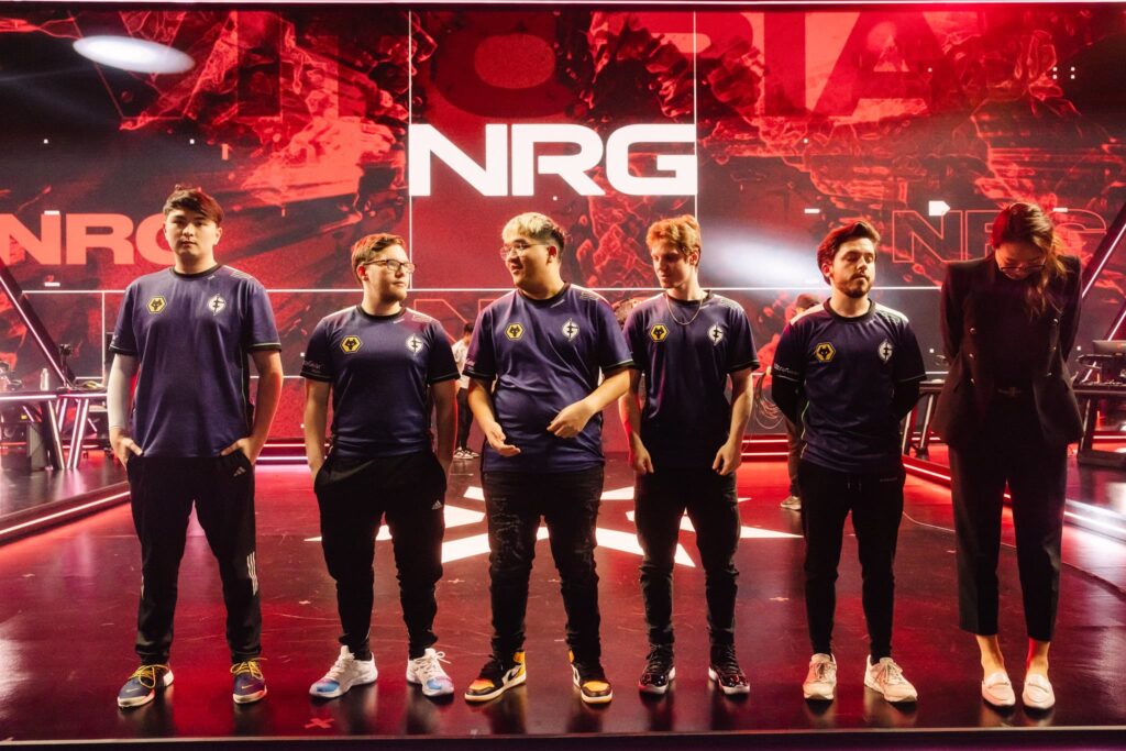 Evil Geniuses poses onstage after competing during Week 8 of 2023 VCT Americas at the Riot Games Arena on May 18, 2023.