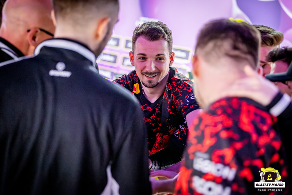 FURIA vs G2 esports: BLAST CS:GO Major live score and preview