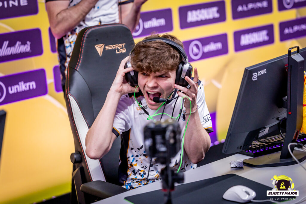 Here are the 15 BLAST Paris Major Legends teams