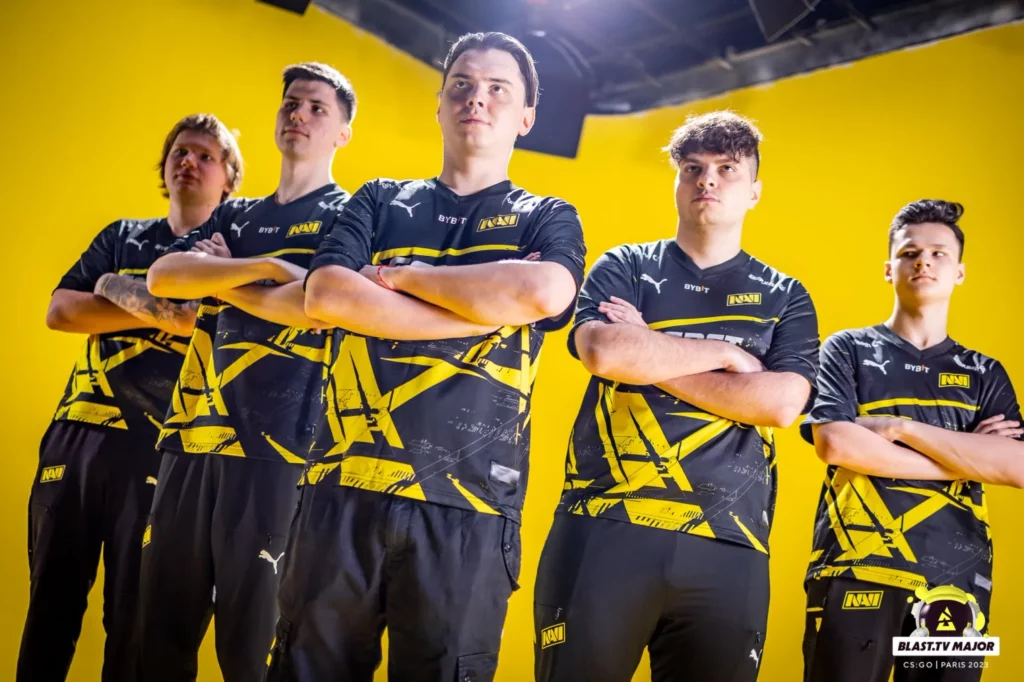 The NAVI CS:GO Squad at the BLAST Paris Major. S1mple's on the far left and electronics in the center and forwrard. 