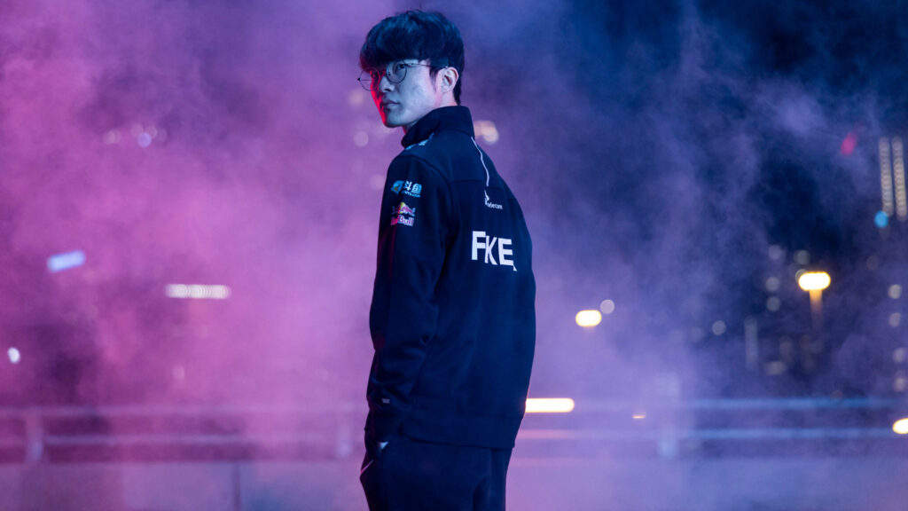 LoL fans worried for Faker after post-game distress