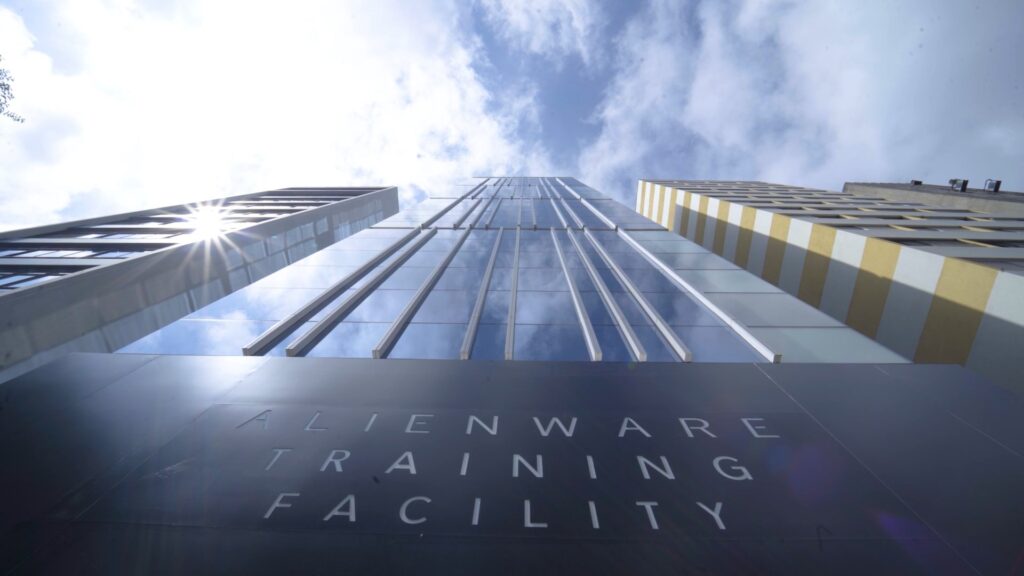 Team Liquid show off their brand-new Alienware Training Facility in Brazil