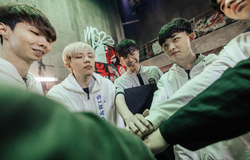 PSG Talon preparing to face off against G2 Esports in their series (Image via Colin Young-Wolff and Riot Games)