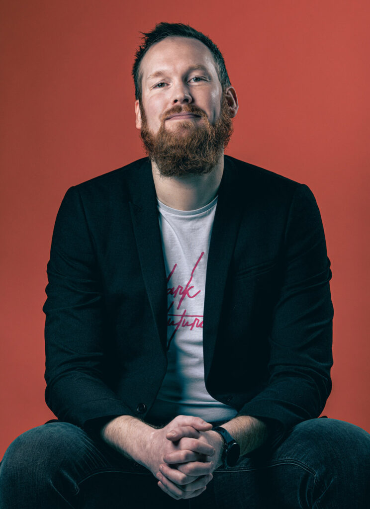 Apex caster im_b_rad started the conversation on Twitter