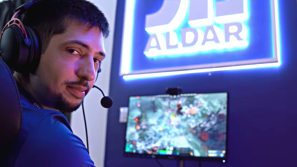 W33 returns to Nigma Galaxy as content creator