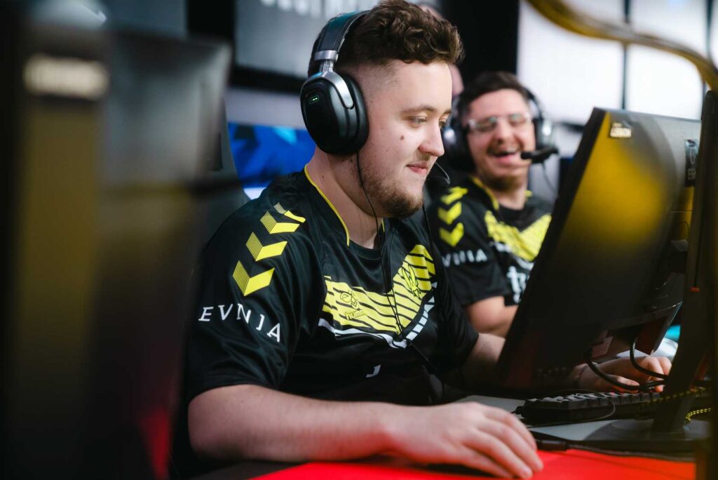 Zywoo shines as Vitality qualifies for BLAST Premier Fall Finals