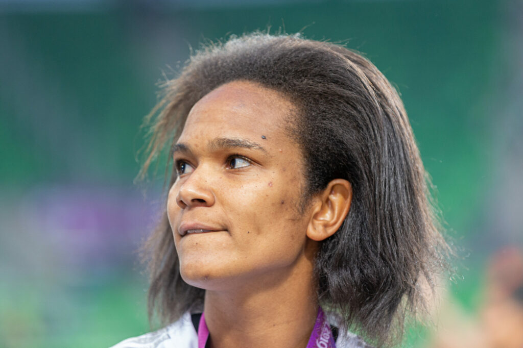 Wendie Renard's goal could get her into TOTW 1. (Olympique Lyon, 3); Porträt, Einzelbild, photo via Steffen Prößdorf.