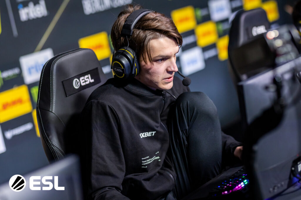 Team Spirit sweeps Shopify Rebellion to win DreamLeague Season 21