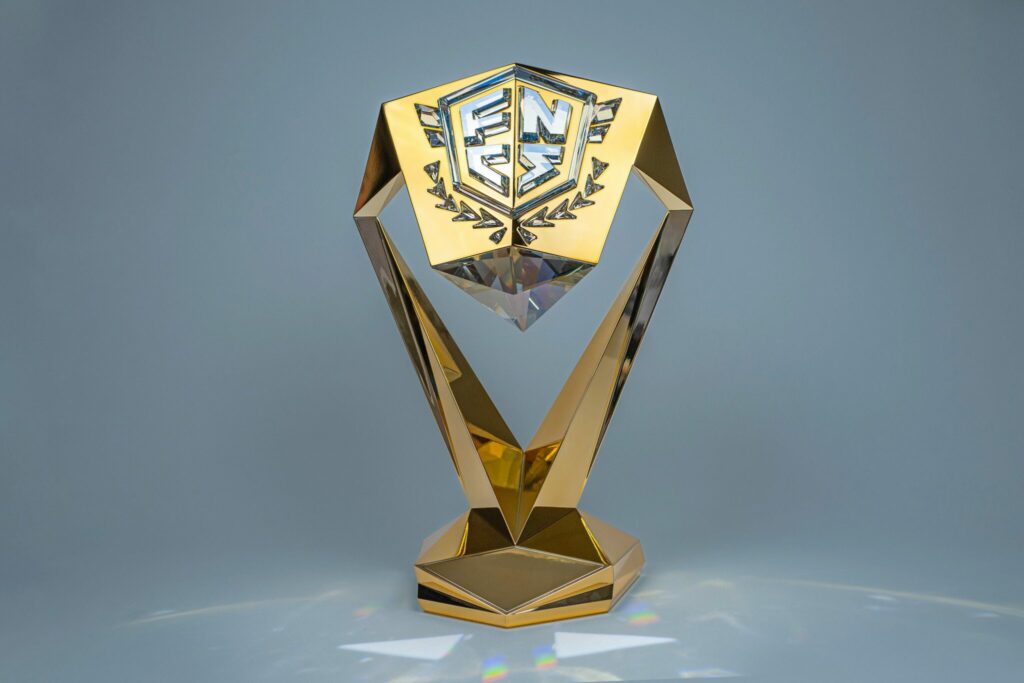 FNCS Global Championship trophy (1/4)