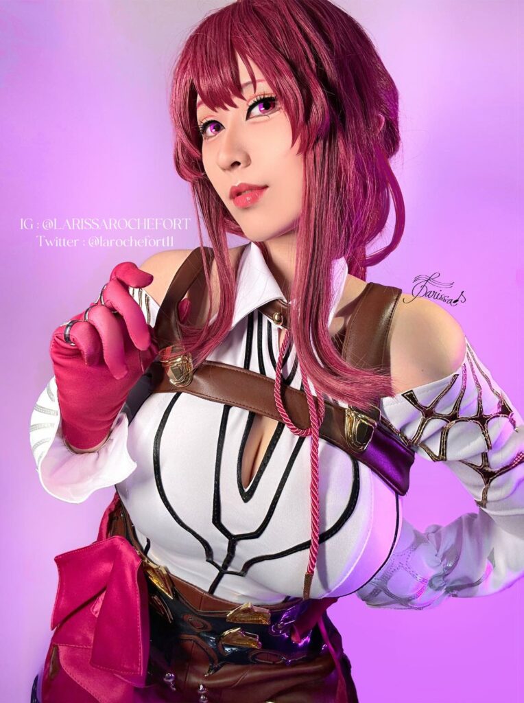 Kafka from Honkai Star Rail cosplay by Larissa Rochefort