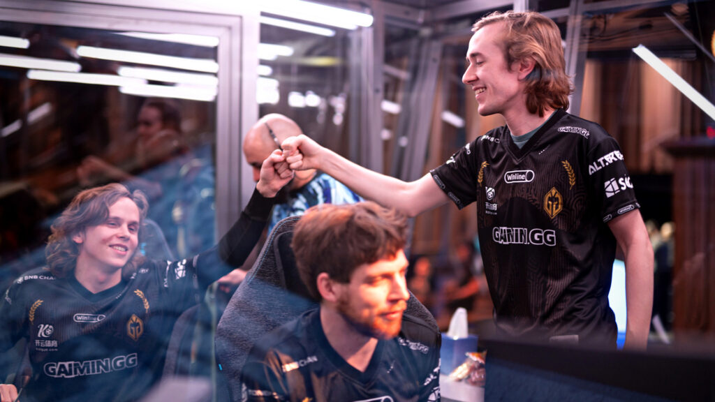 Here are the final 8 teams of TI12