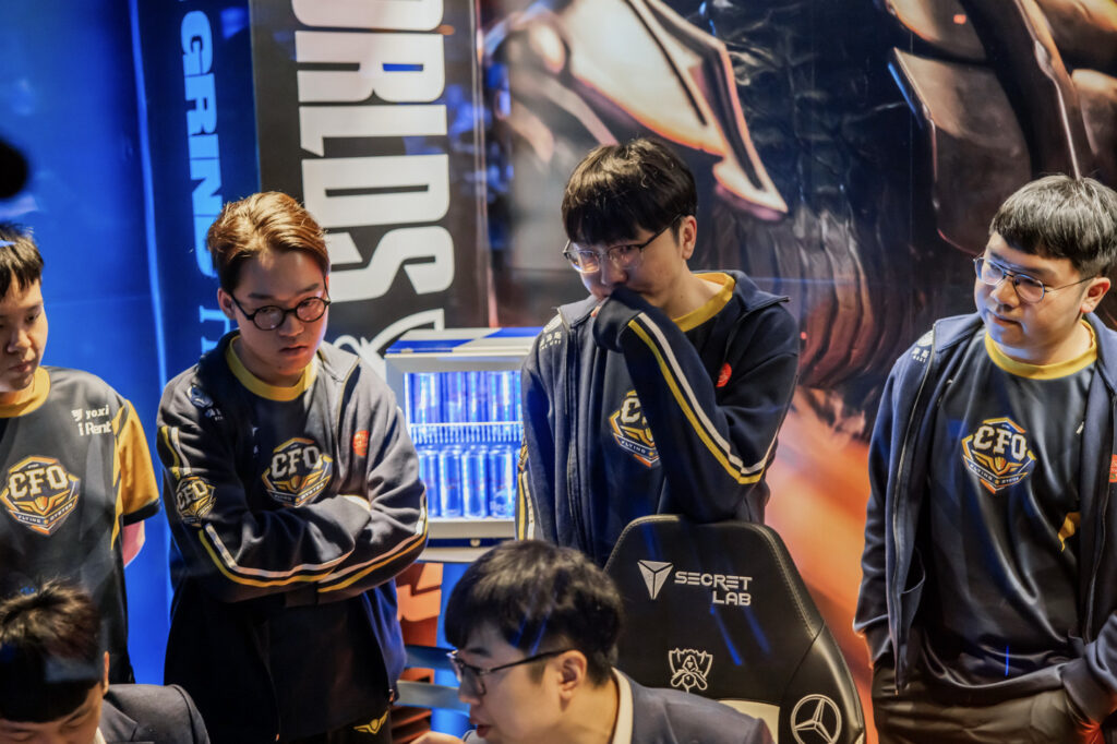 CFO backstage analysis between games - image via Colin Young-Wolff/Riot Games