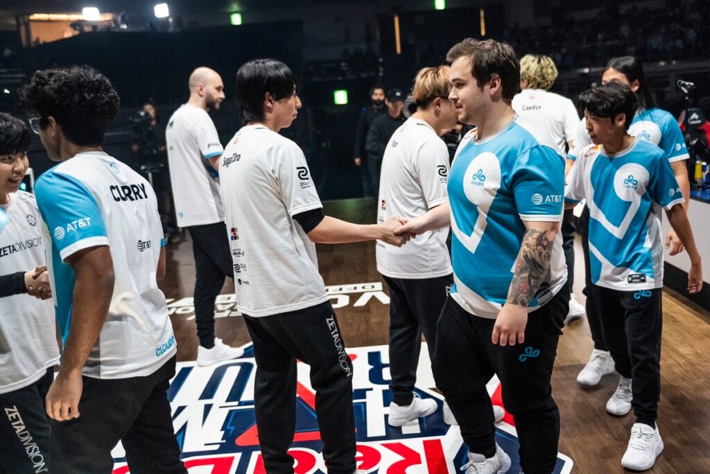 Red Bull Home Grounds #4: Fnatic take the win over Cloud9